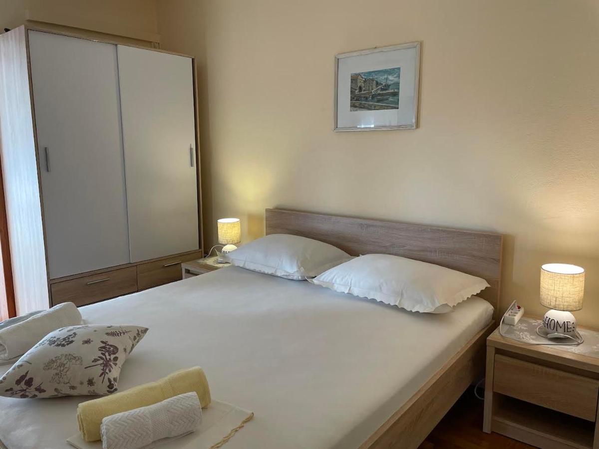 Apartments Gordana Buzolic Hvar Town Zewnętrze zdjęcie